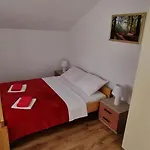 Cosic شقة Grebaštica