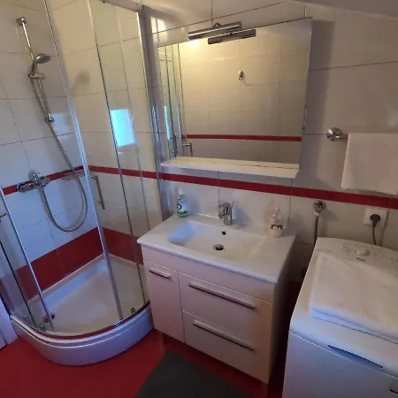 Cosic Apartment *