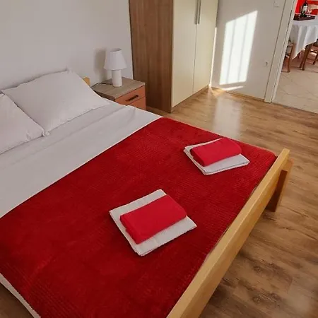 Cosic Apartament Grebaštica