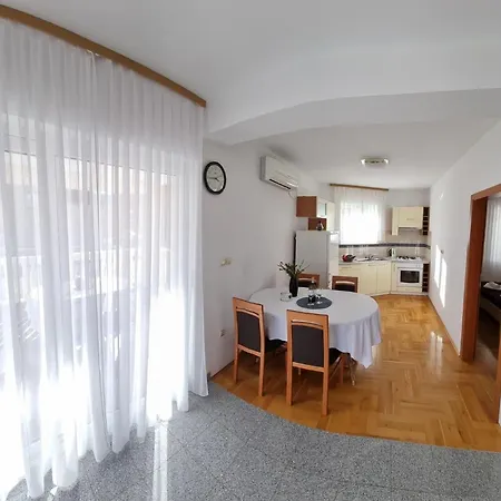 아파트 Cosic Grebaštica