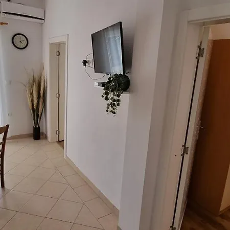 Cosic Apartment
