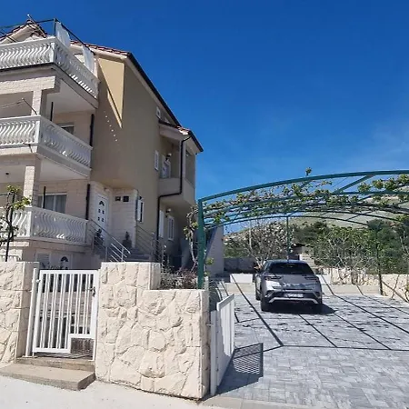 Apartment Cosic